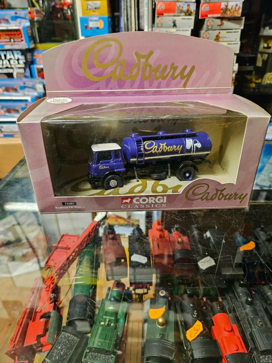 Corgi Bedford Cadbury Tanker 1.50 - Image 1