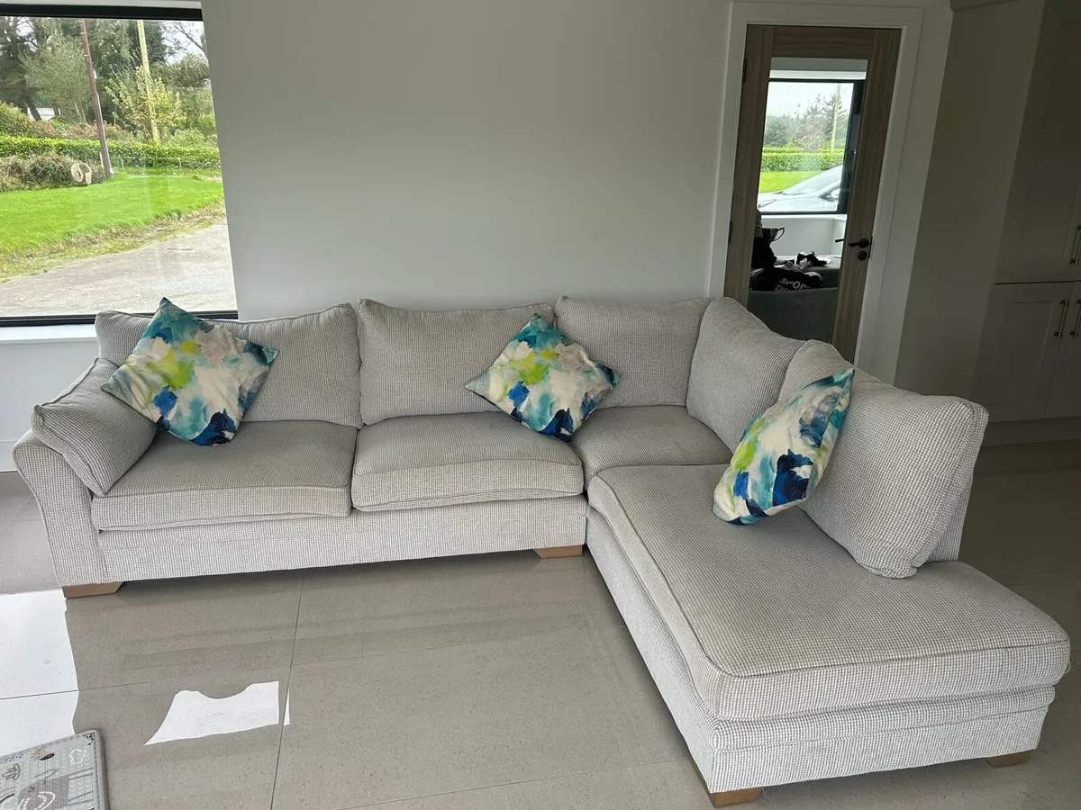 Corner Couch L - Shaped - Image 2