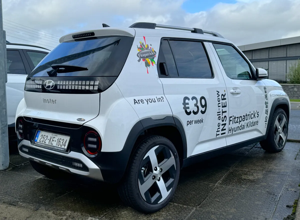 Hyundai INSTER  Elegance 49 kW Long Range 2025 - Image 4