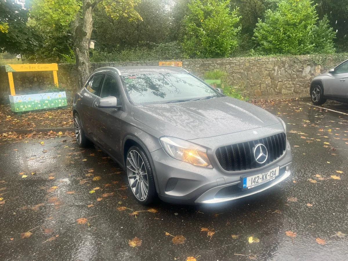 142 Mercedes Benz GLA 2.1 urban spec - Image 2