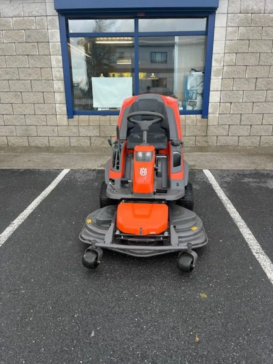 rider collect mower - Image 1