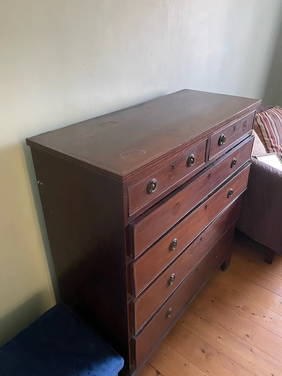 Chest of drawers - Image 2