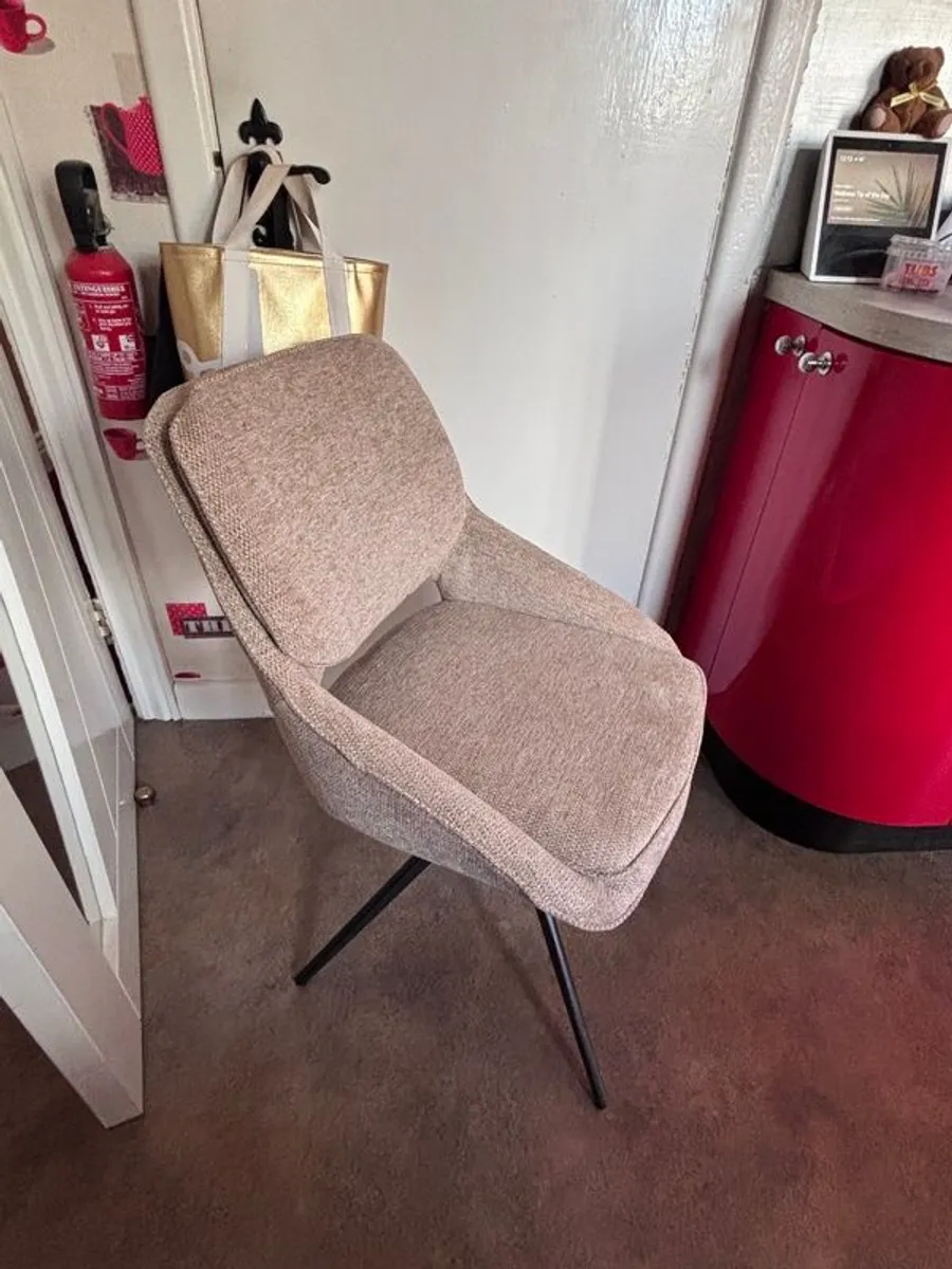 Kitchen chairs - Image 1