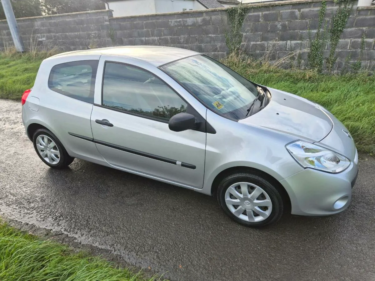 Clio 2012 New NCT Today 04/26 Very Low Klms !! - Image 1