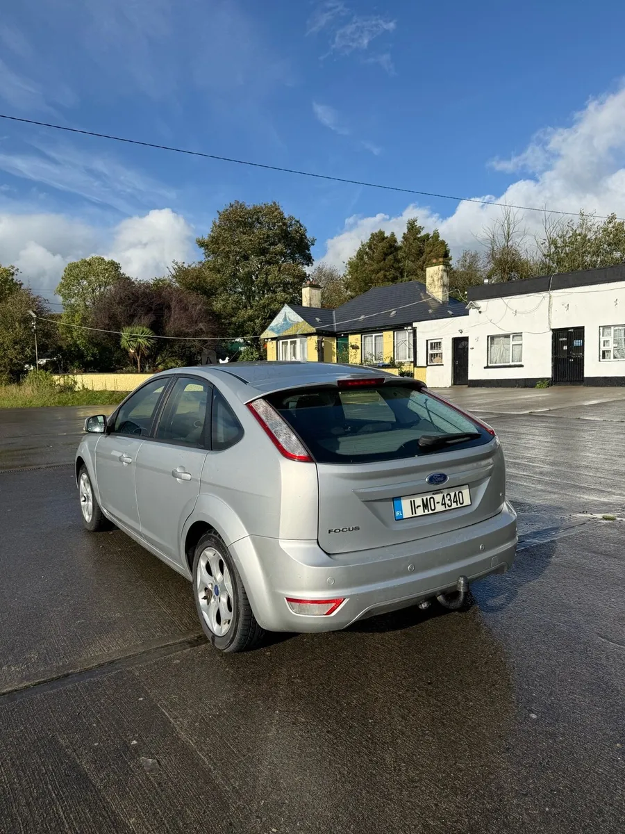 Ford Focus 1.6 Automatic - Image 4