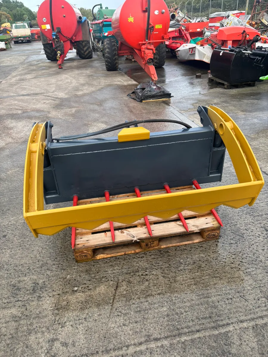TANCO 173 BALE SHEAR - Image 1