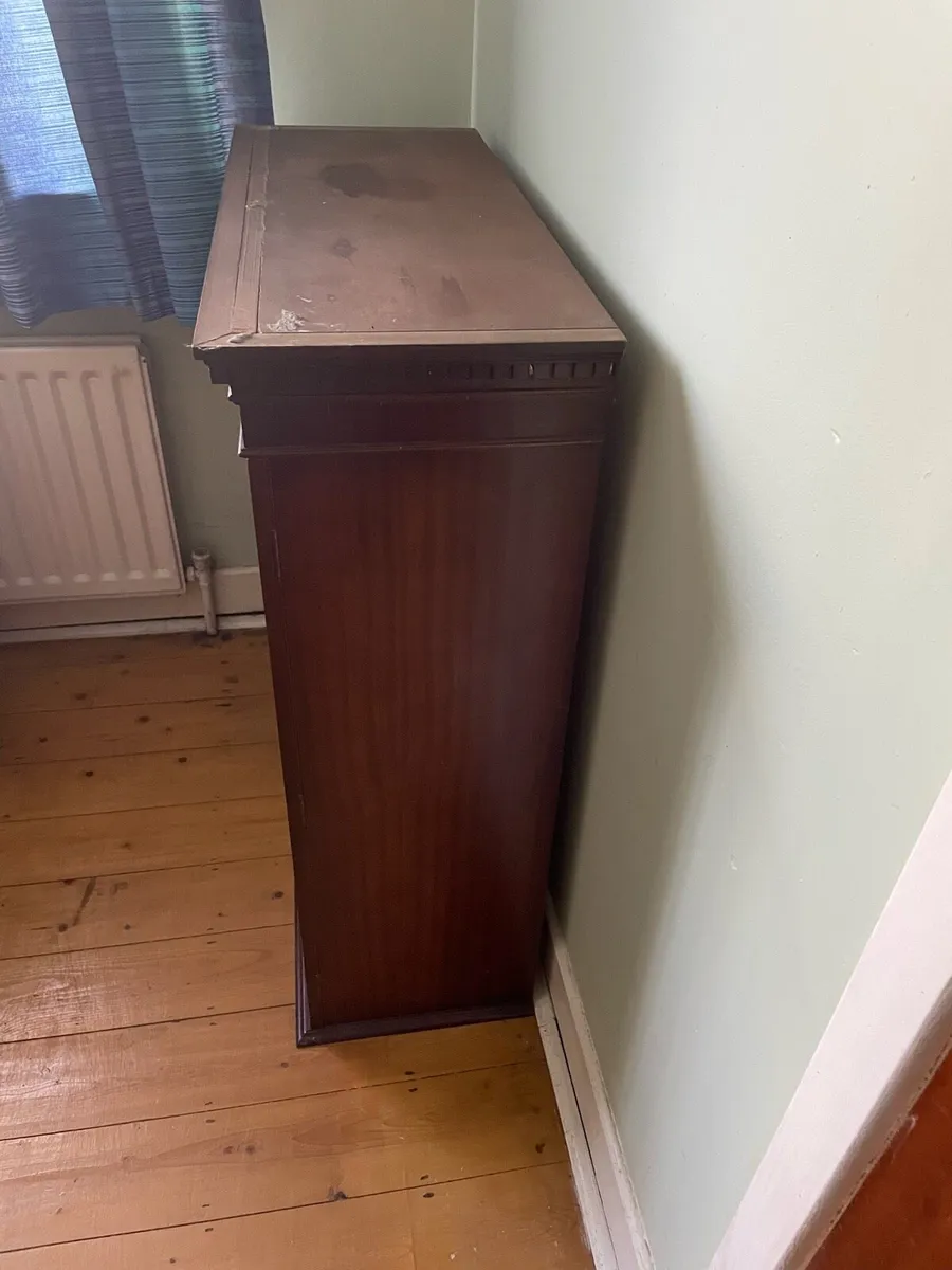 Book case - Image 2