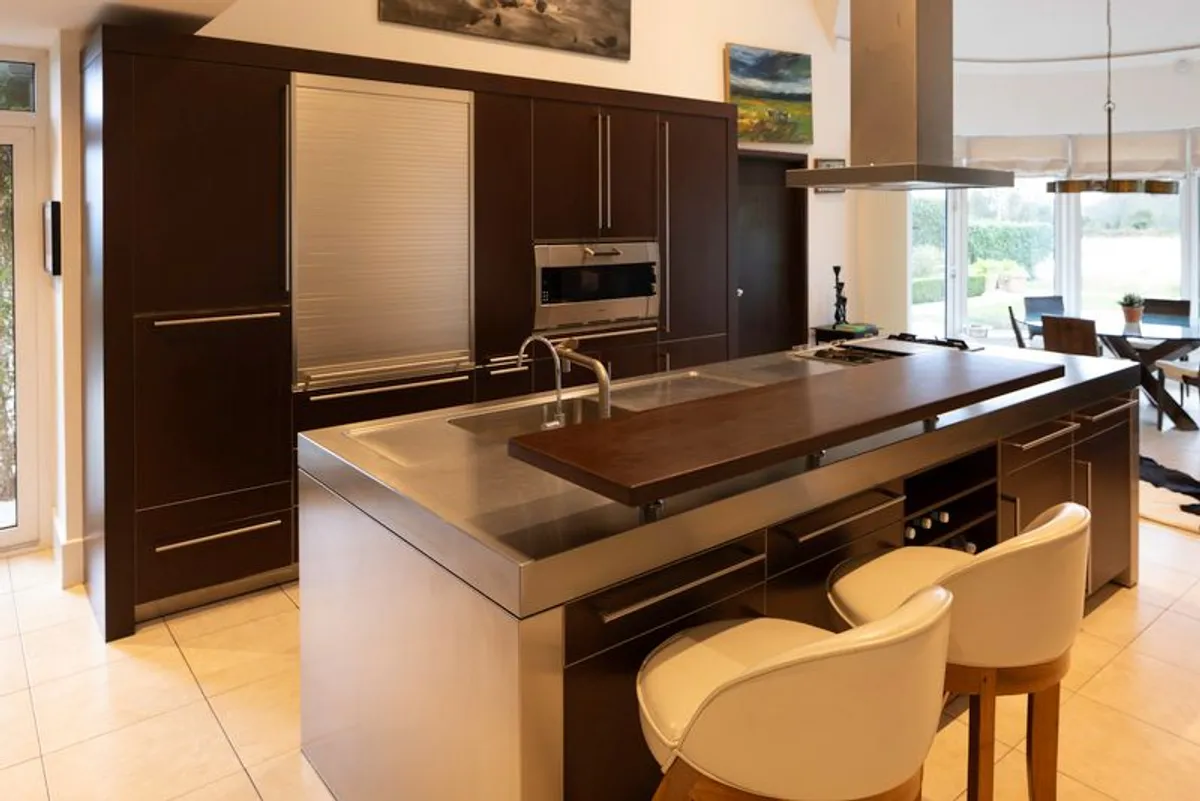 Kitchen - Image 3