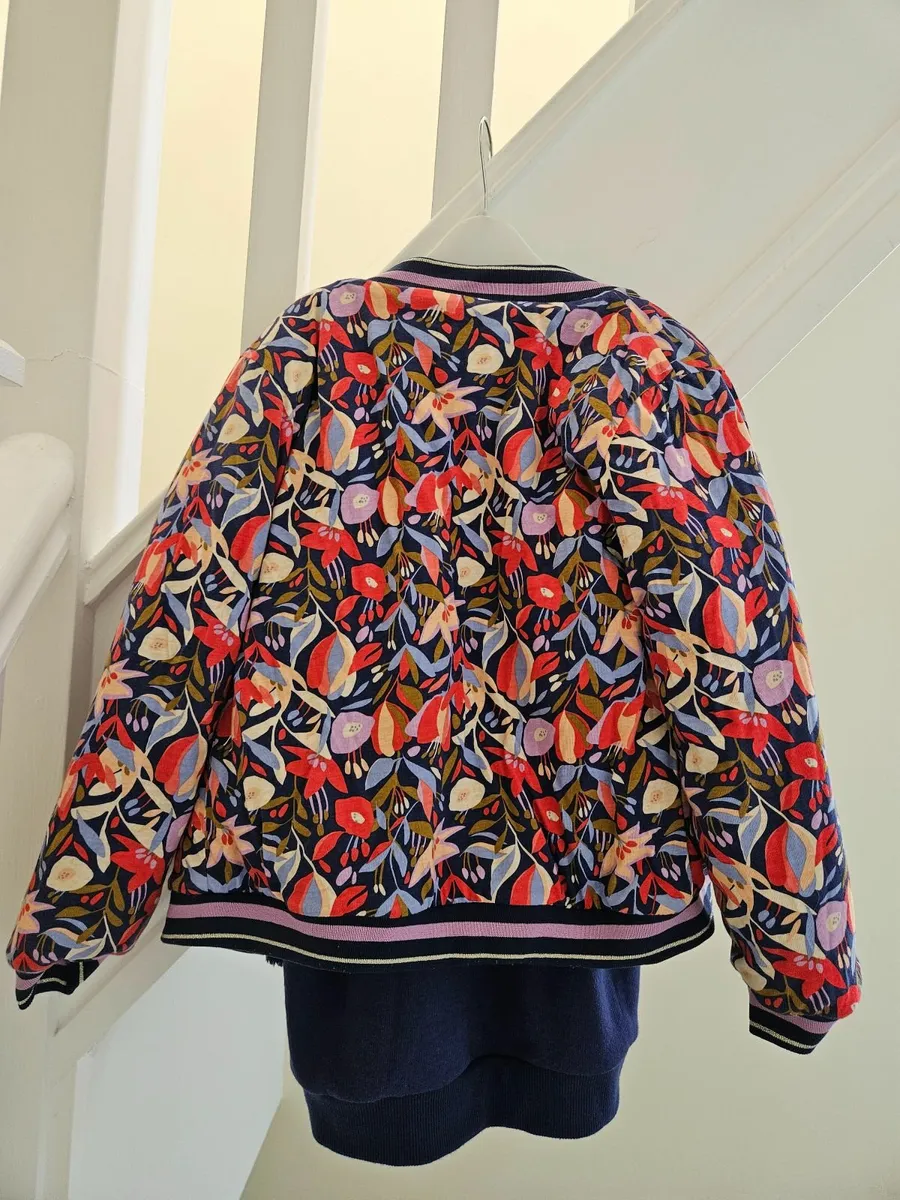 Girls Dress Jacket Age 8 - Image 4