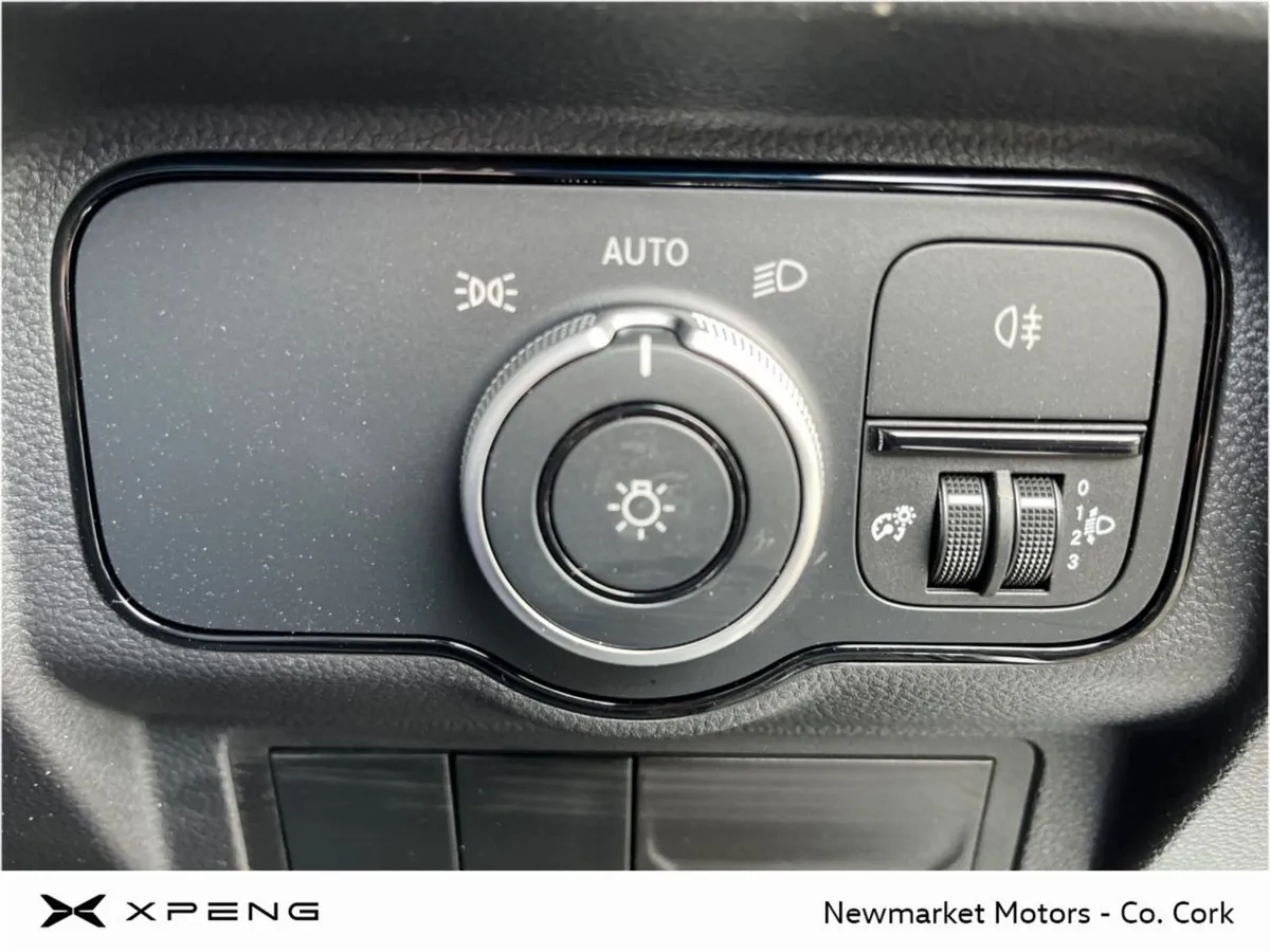 Mercedes-Benz Citan Three Seater Diesel - Image 4
