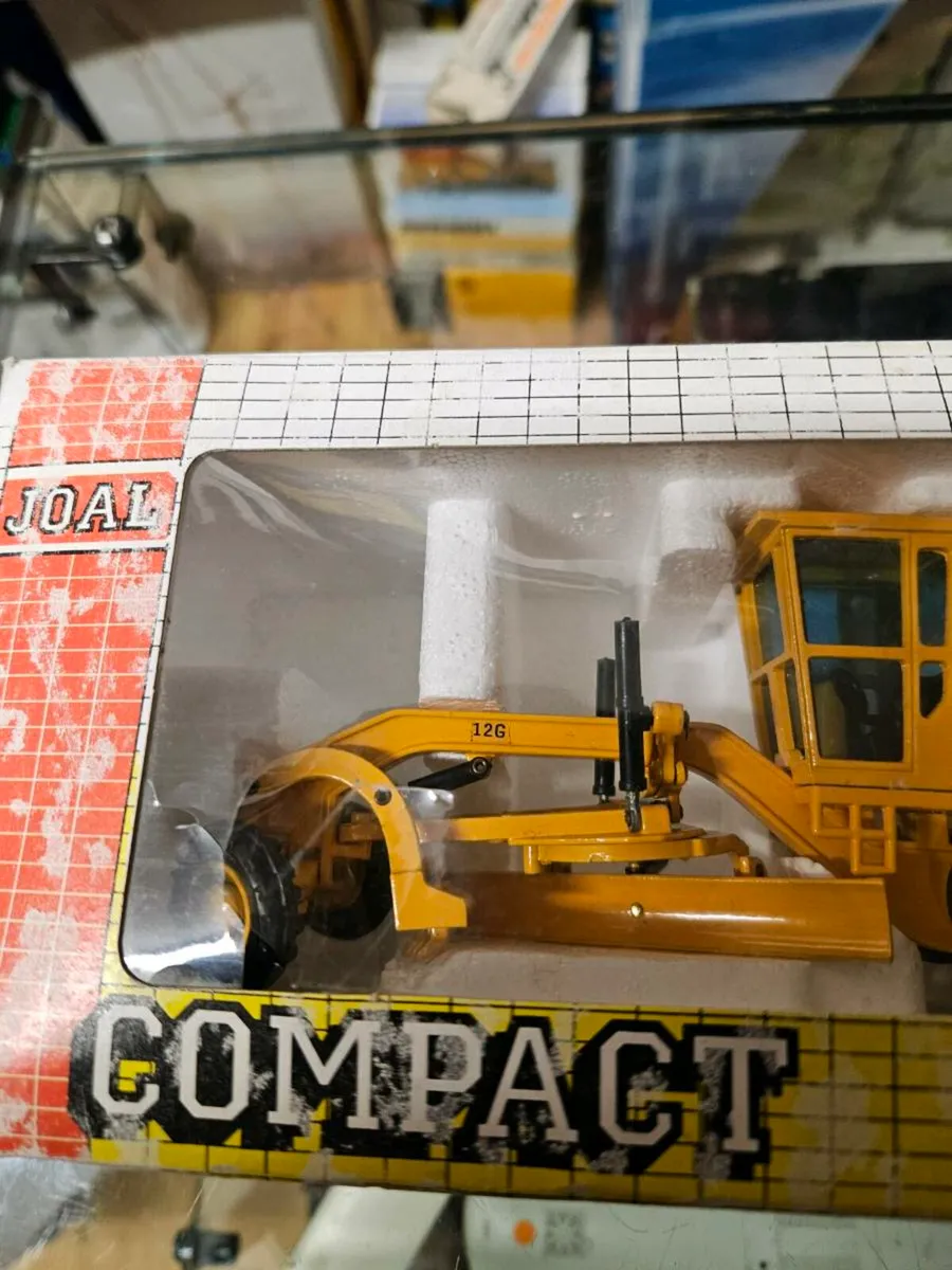 Corgi Joal Road Scraper - Image 2