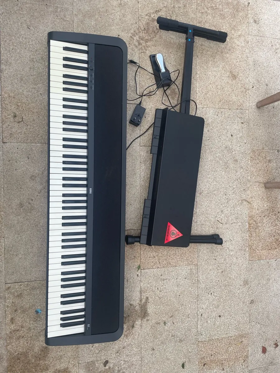 Korg B2 keyboard piano - Image 1