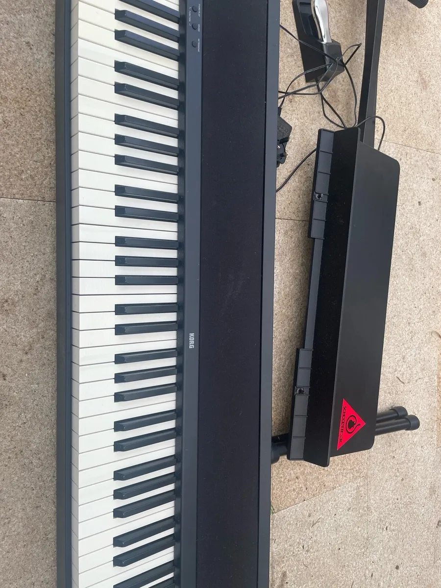 Korg B2 keyboard piano - Image 2