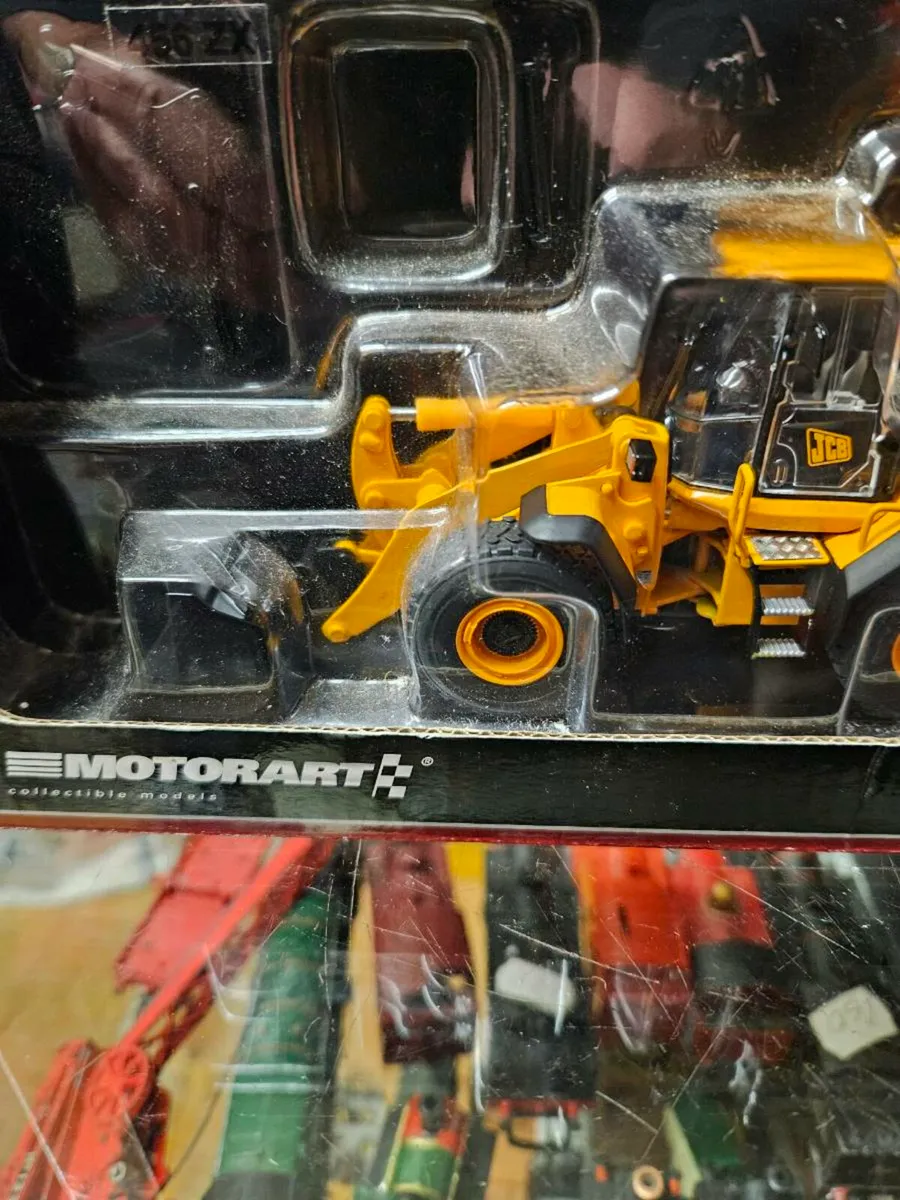 Corgi Motorart JCB Loader 1.50 - Image 4