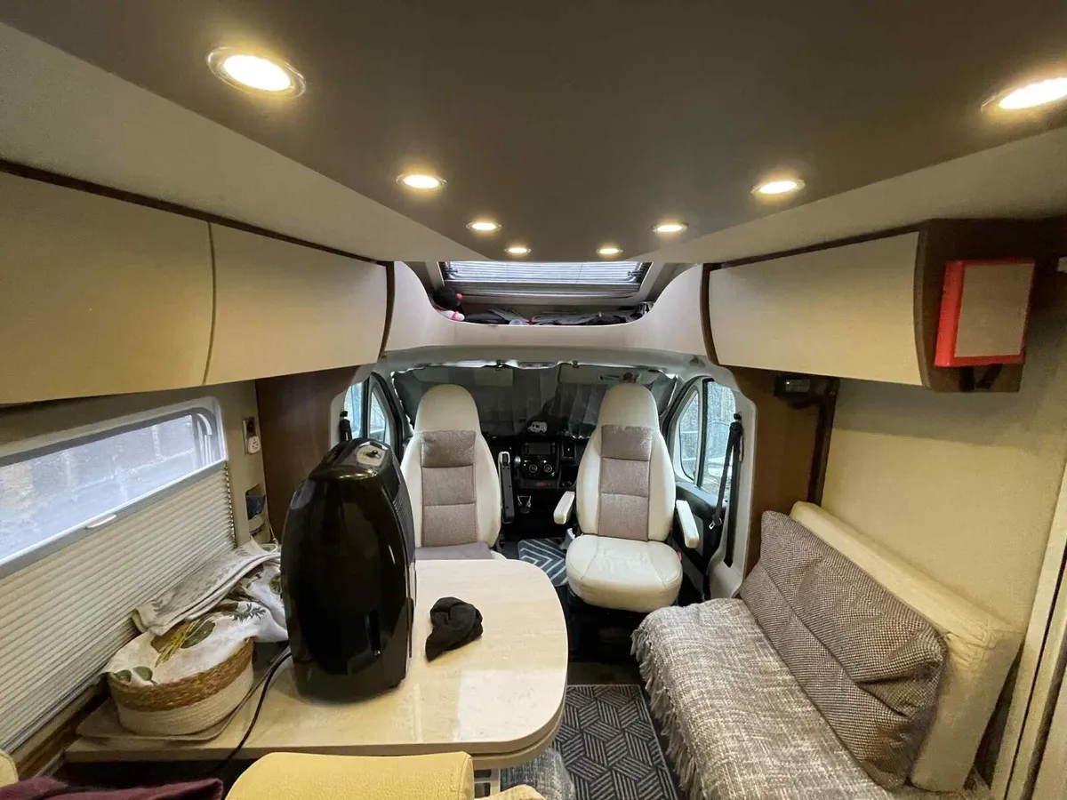 2015 Burstner Ixeo IT735 - Image 4