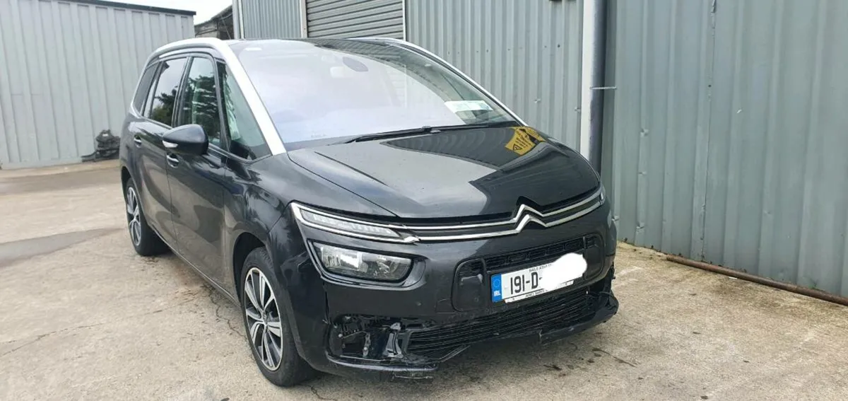 191 CITROËN C4 PICASSO 7 SEATER DIESEL - Image 1