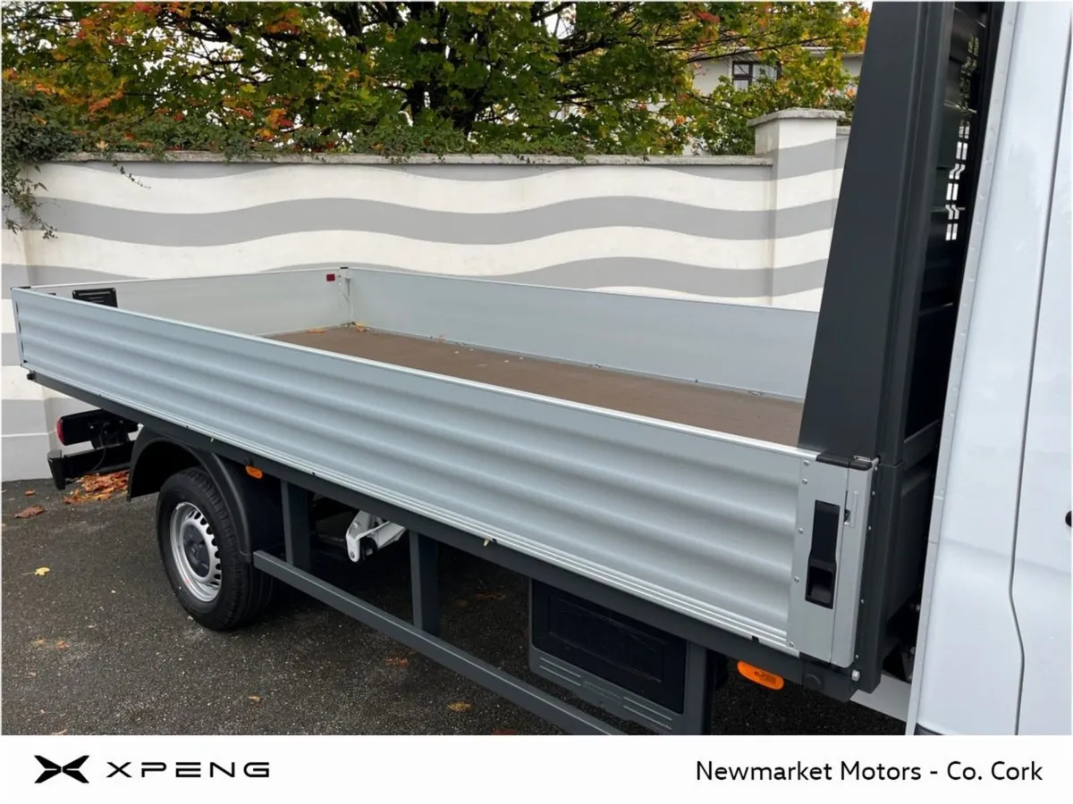Mercedes-Benz Sprinter Dropside Long Wheel Base 2 - Image 4