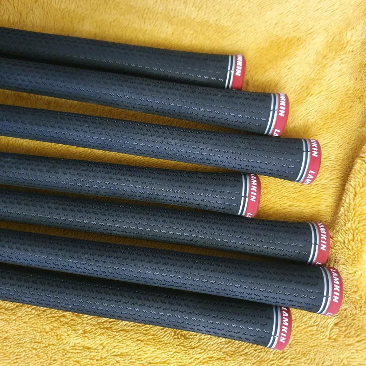 Spotless taylormade combo irons - Image 3