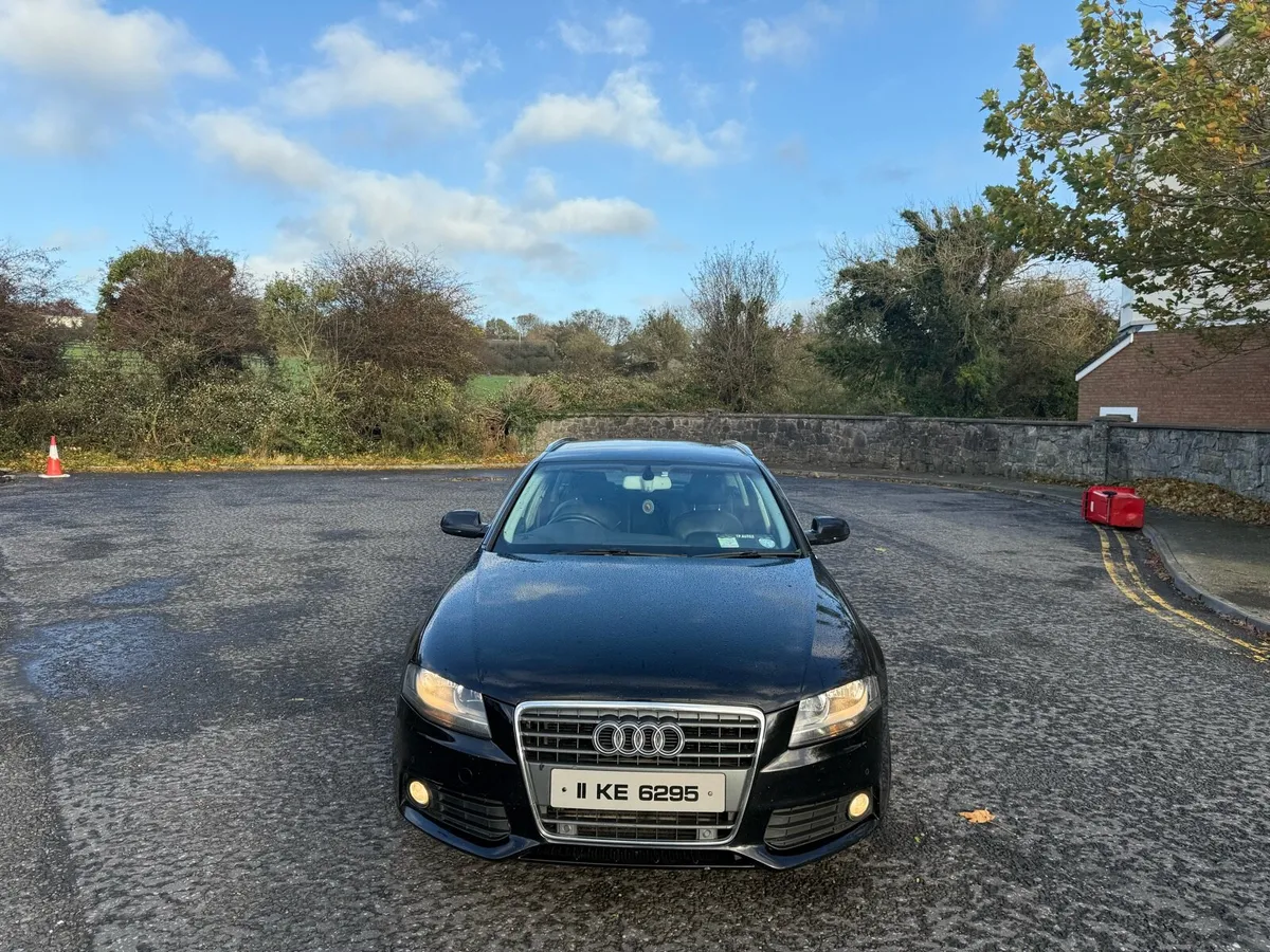 AUDI A4 B8 2.0 TDI ESTATE NCT AND TAX MINT - Image 2