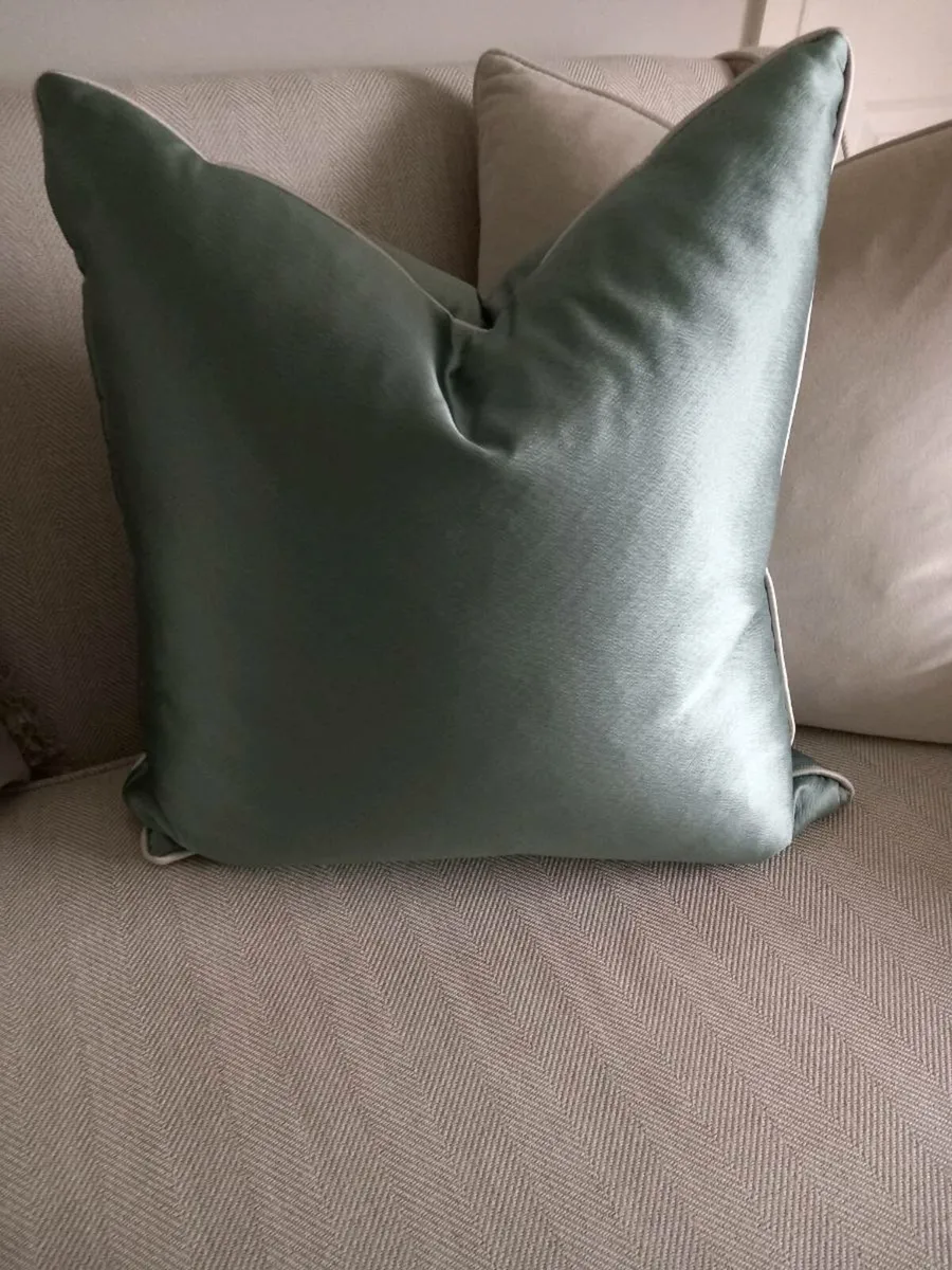 Cushion - Image 1
