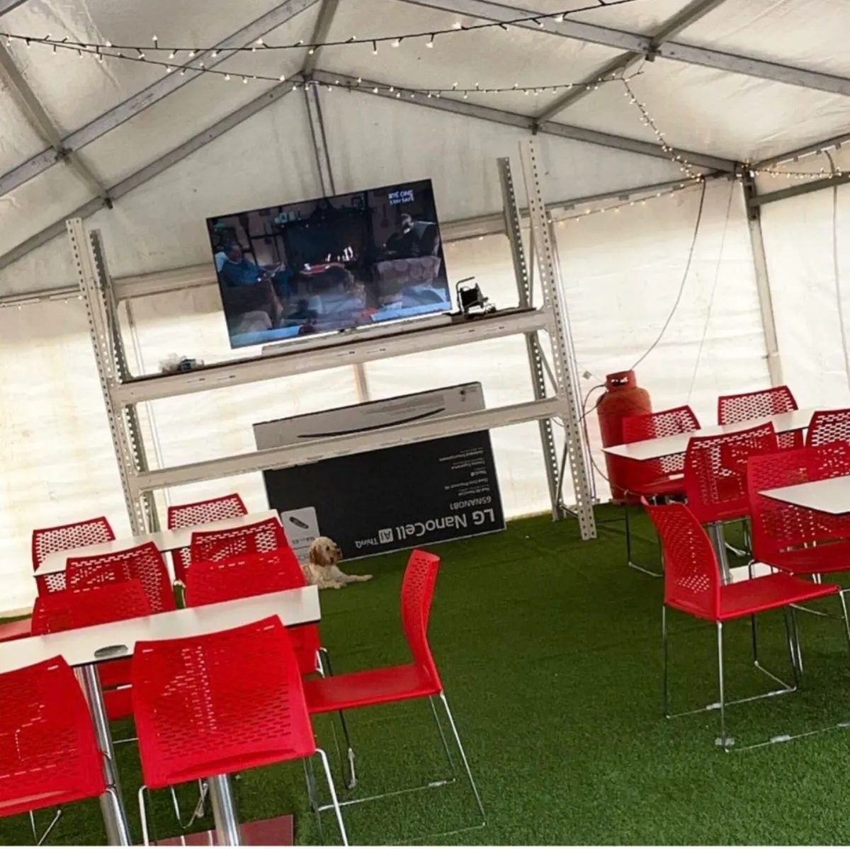 Marquee Aluminium Frame with timber floor - Image 3