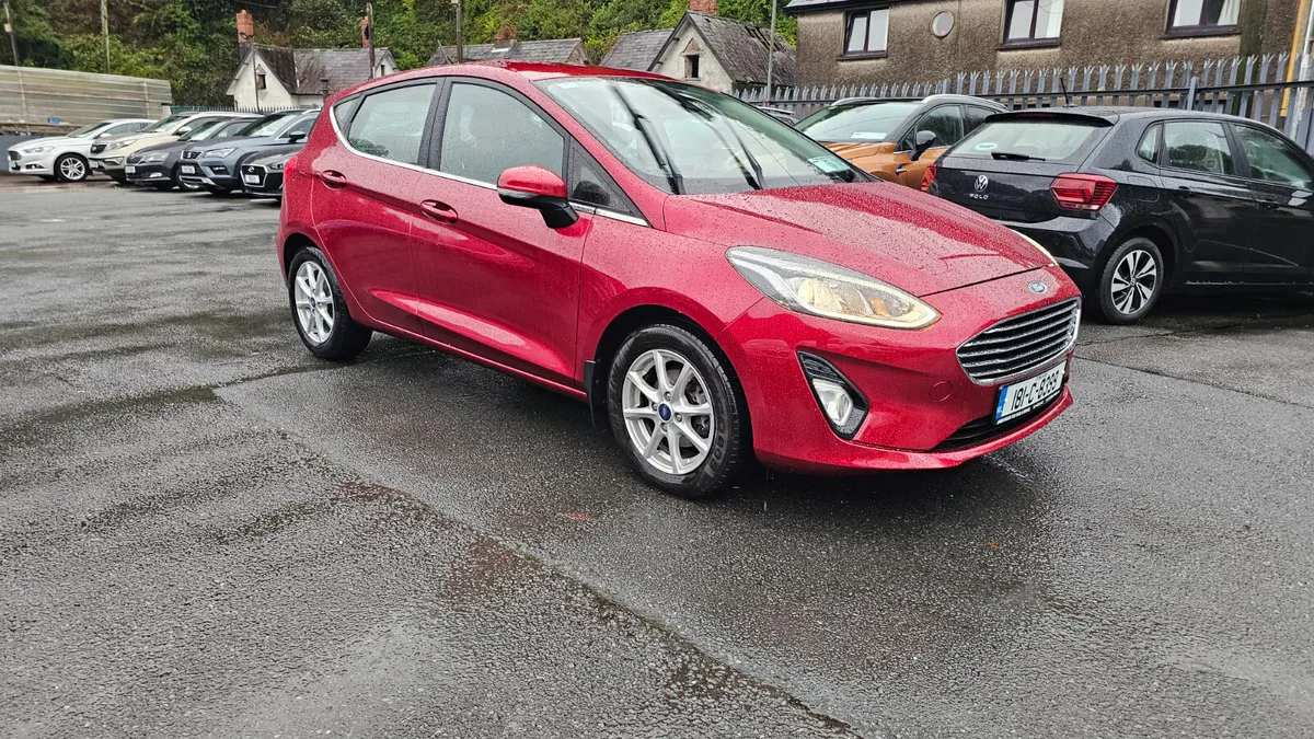 Ford Fiesta 2018  1.5 TDCi 85 PS Titanium - Image 2