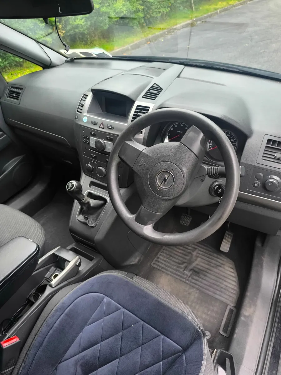 Opel Zafira 2008 - Image 3