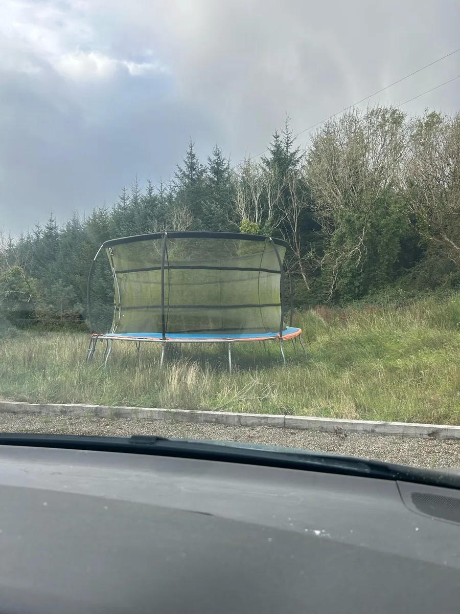 Trampoline