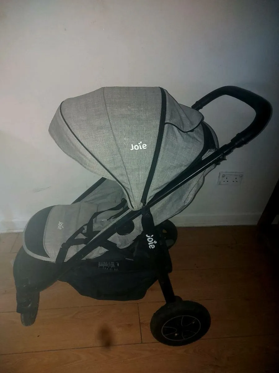 Joie buggy like new - Image 4