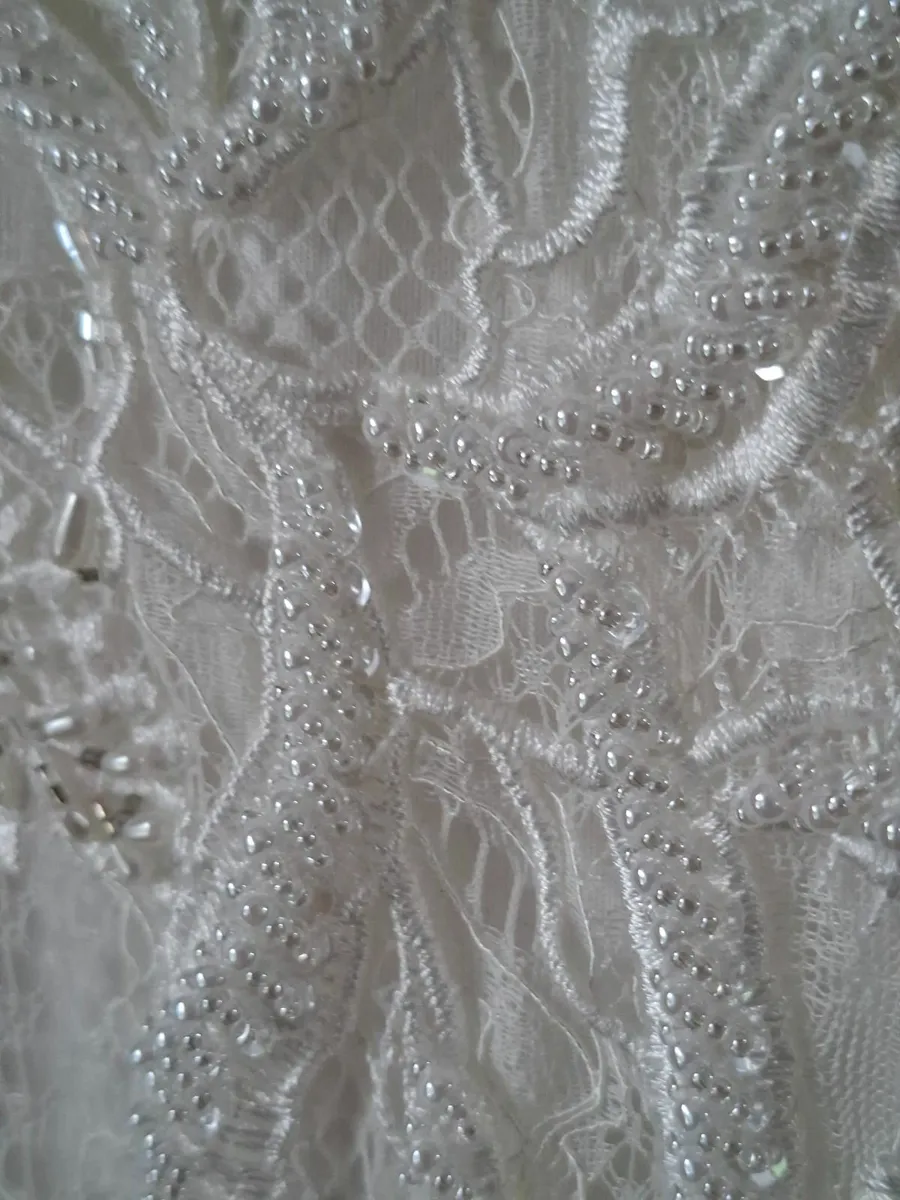 Wedding dress - Image 3