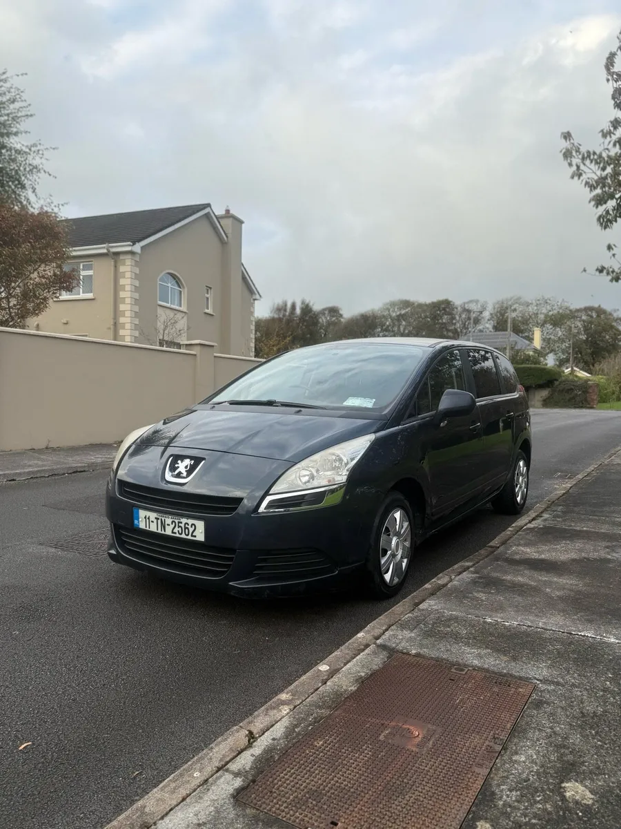 2011 5008 NCT 02-26 7 SEATER - Image 2