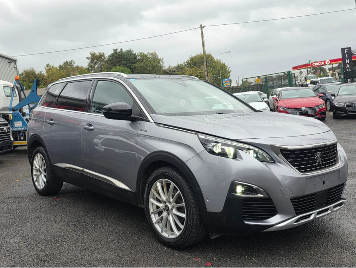 Peugeot 5008 GT LINE 2.0D 7 SEATER PANROOF - DIGIT - Image 3
