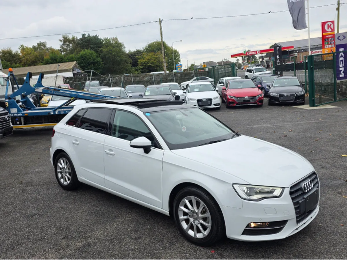 Audi A3 1.4 TFSI PANORAMIC SUNROOF  - PRIVACY GLAS - Image 2