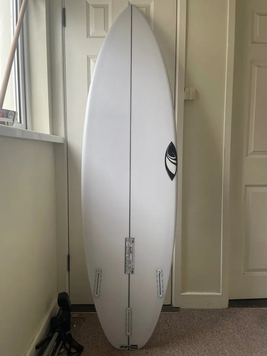 Sharpeye surfboard for sale - Image 2