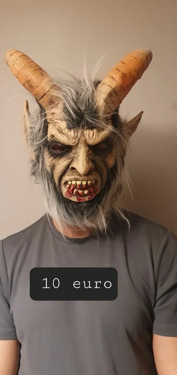 Halloween  decorations - Image 1