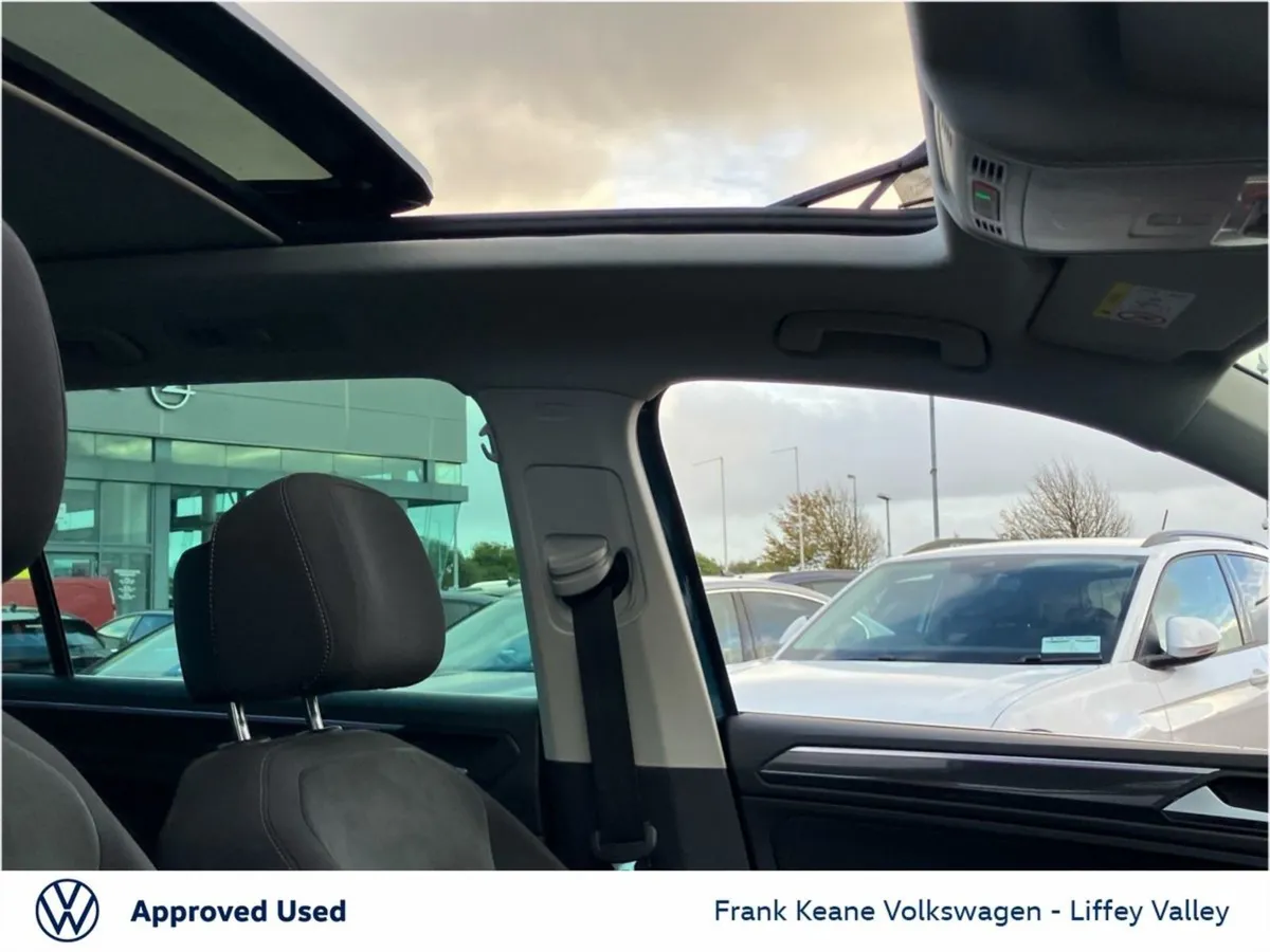 Volkswagen Tiguan Elegance 2.0tdi 150BHP  panoram - Image 4