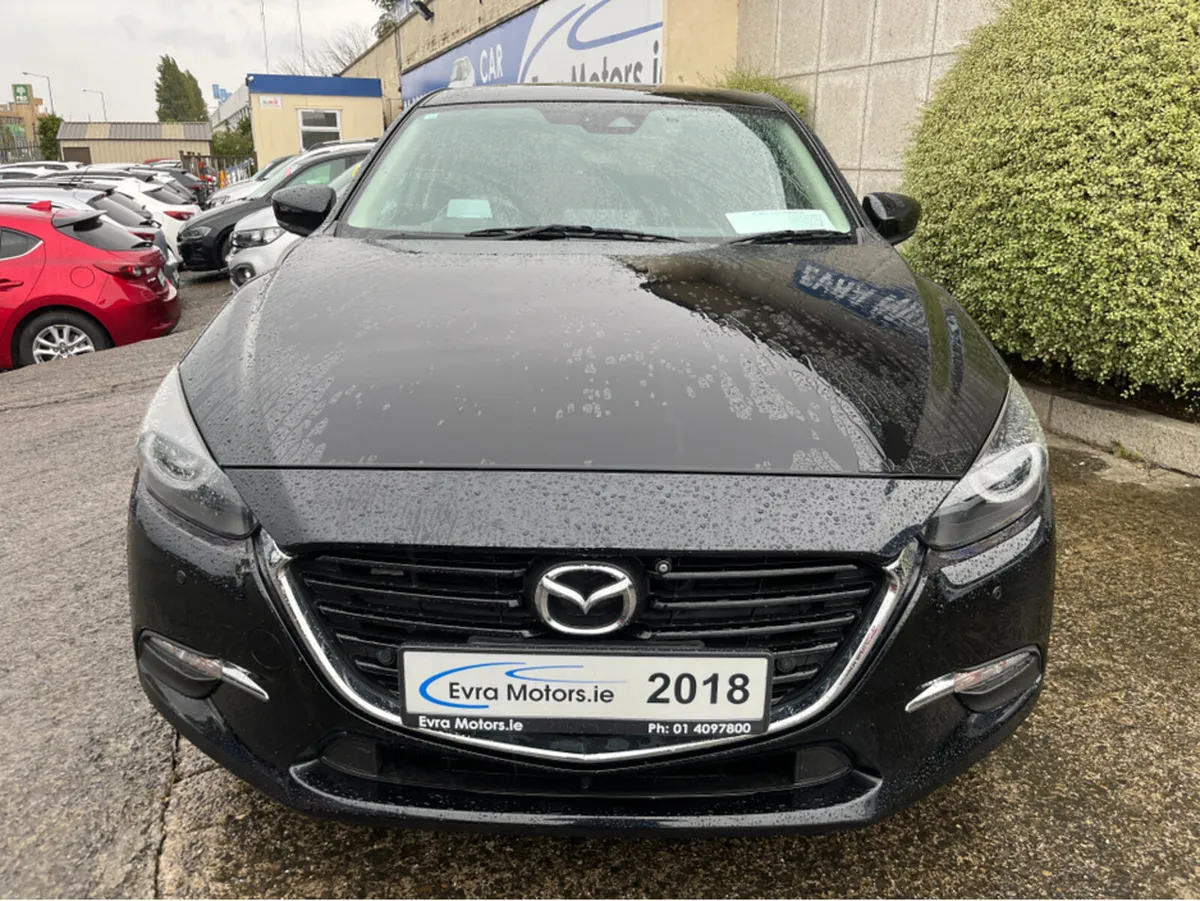 Mazda Mazda3 AXELA SPORT AUTOMATIC 1.5 PETROL //LO - Image 3