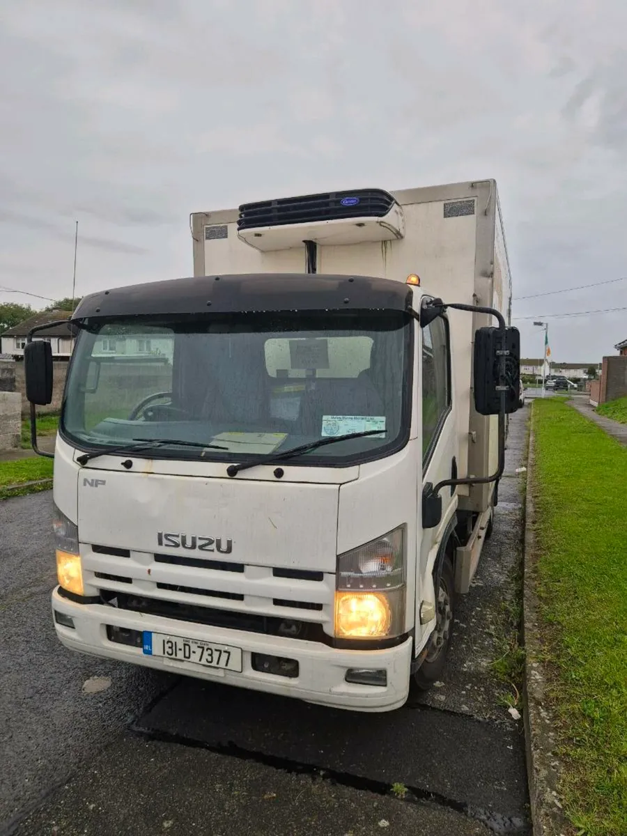 Isuzu 7.5t tail lift - Image 2