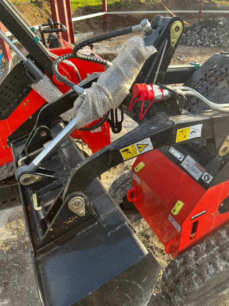Skid steer - Image 4