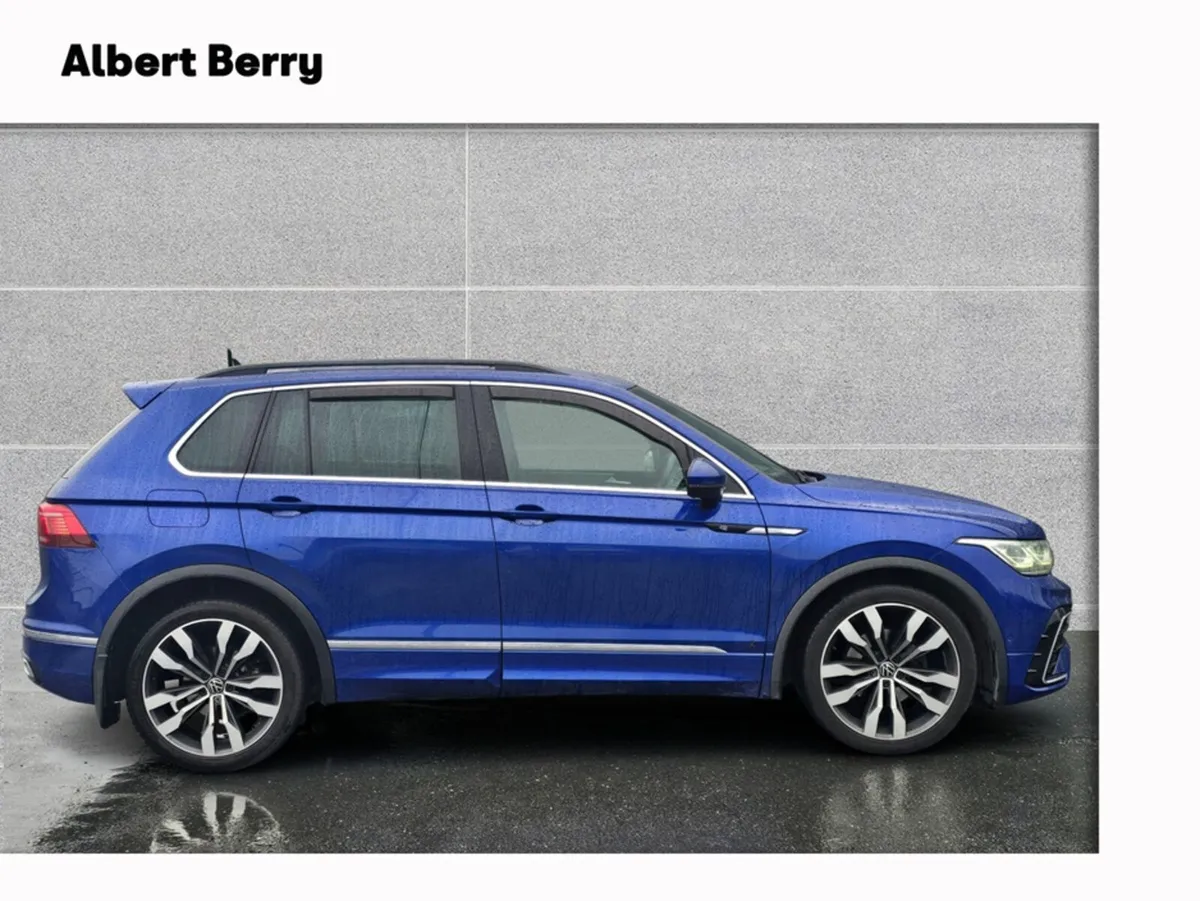 Volkswagen Tiguan R-LINE 2.0 TDI MANUAL 6SPEED FWD - Image 2