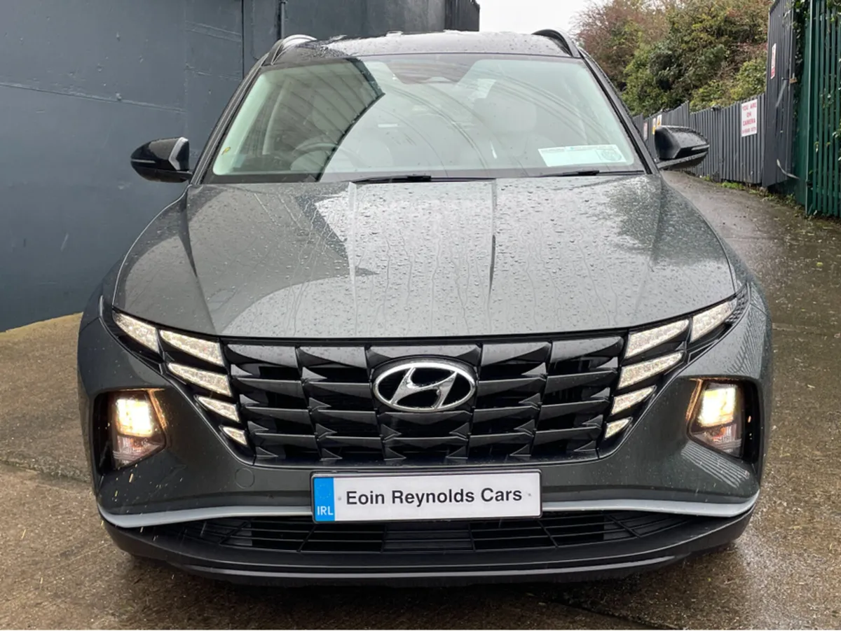 Hyundai Tucson 221 D EXECUTIVE 2TONE HEV AUTO HYBR - Image 3