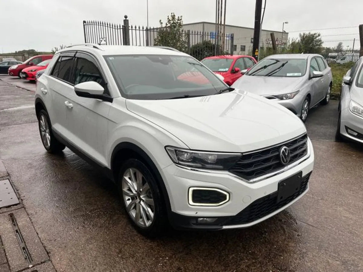Volkswagen T-Roc 2.0 TDI Automatic - Image 2