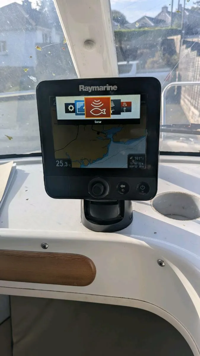 Raymarine dragonfly 6 fishfinder / chartplotter - Image 3