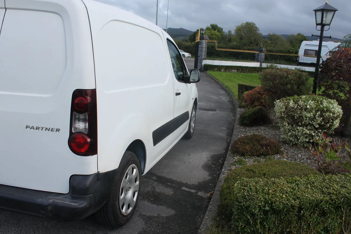 Peugeot Partner 1.6 HDI,  2013 - Image 3