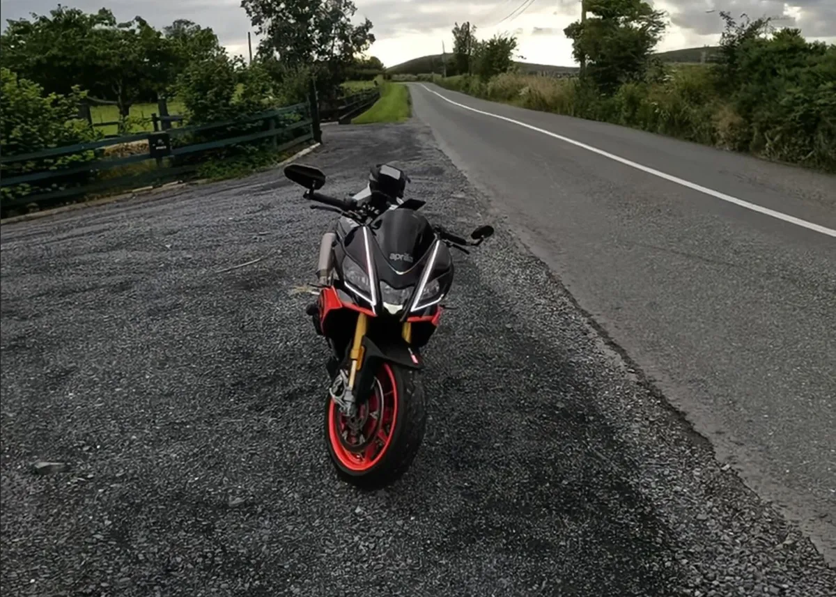 2019 Aprilia Tuono V4 Factory Motorbike - Image 1