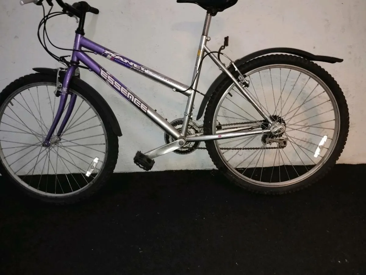 Ladies 26inch bike - Image 3
