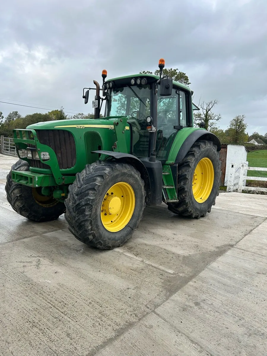 John Deere 6820 with loader - Image 2