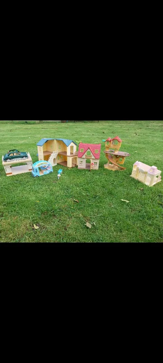 Sylvanian family houses - Image 1