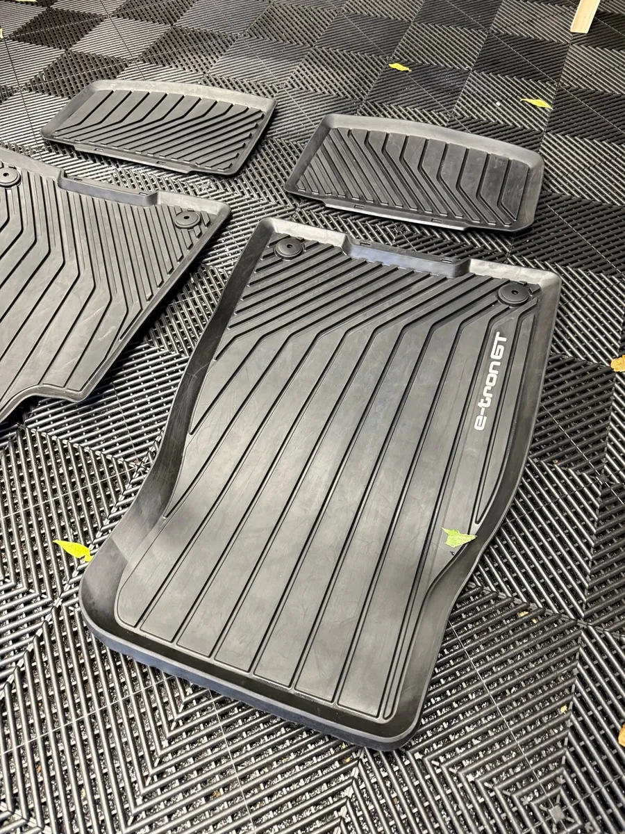 Audi e tron GT genuine winter mats - Image 2