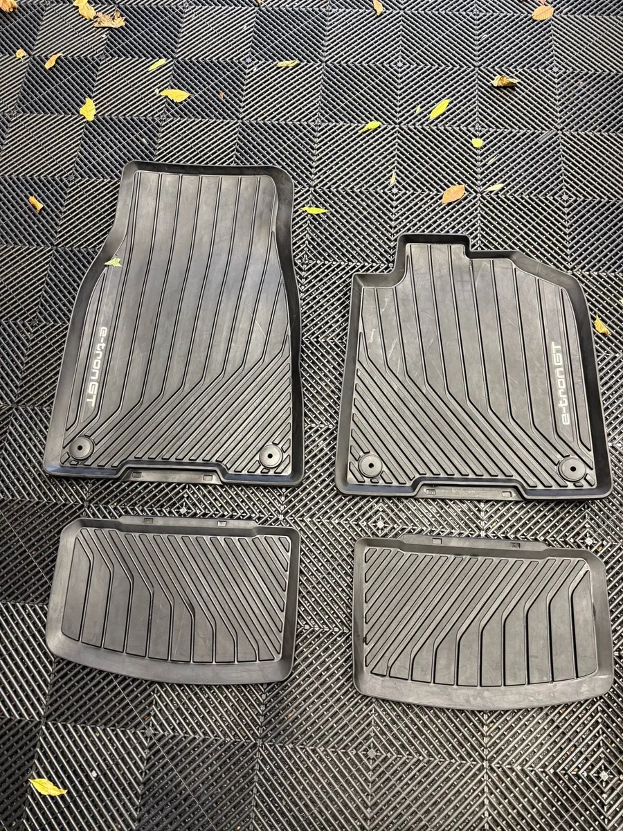 Audi e tron GT genuine winter mats - Image 3
